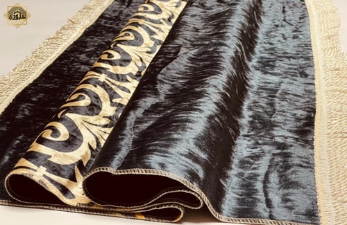 علبة هدية كبيرة سجادة مخملية 1