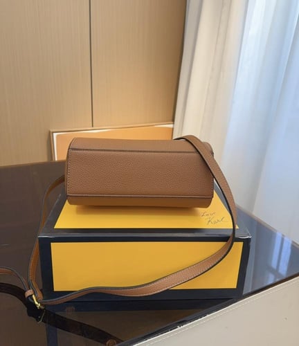 Fendi bag-29|23x18cm|wbox