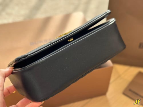 Burberry Bag-395|Wbox|23x13