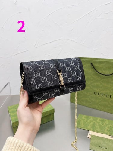 Gucci-76-Whox-20cm