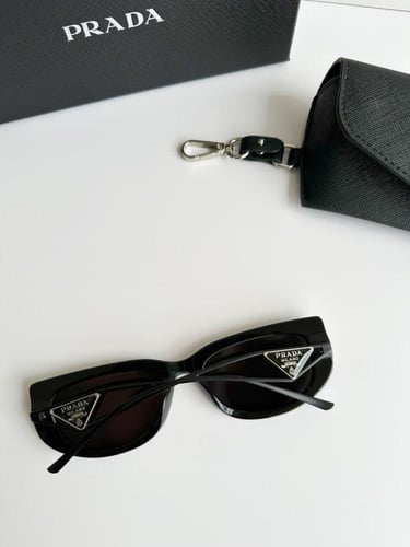 Sunglasses Prada.M-98