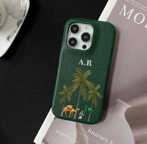 غلاف نجدي للأيفون بتطريز حروف