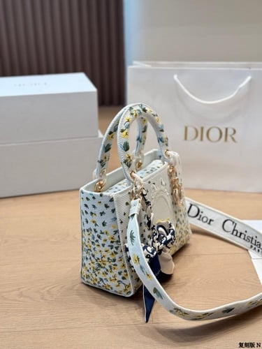 DIOR-785|Master|Wbox|24cm