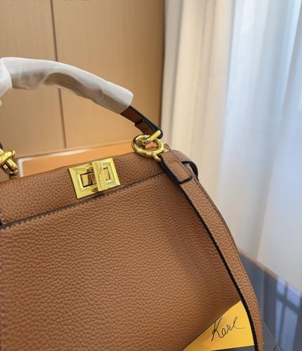 Fendi bag-29|23x18cm|wbox