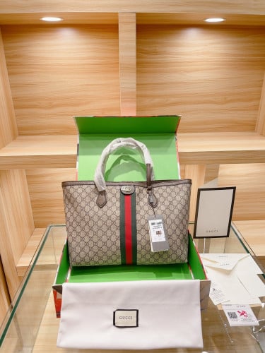 Totebag Gucci”38*28”box