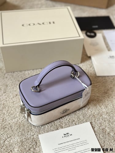 Coach(18*9.5*7.5)Wbox