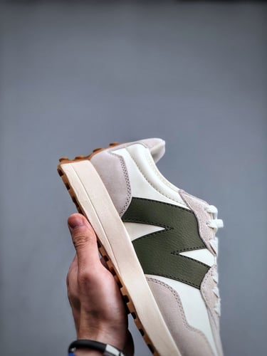 Shoes NB