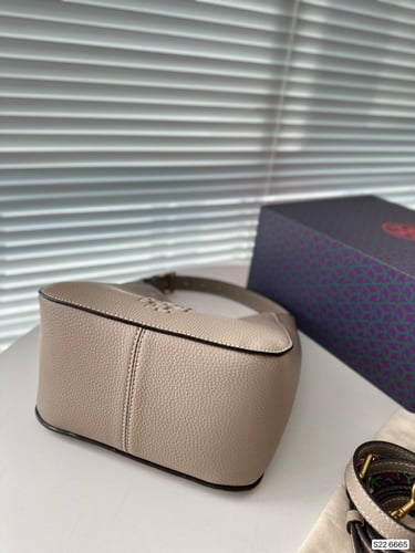 Toryburch41|24.5x17.5|Wbox