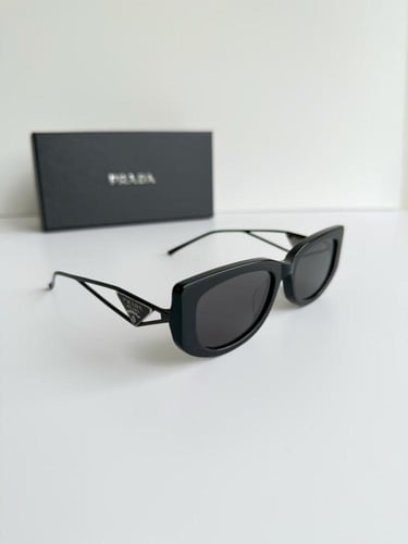 Sunglasses Prada.M-98