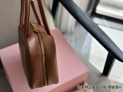 Mmiumiu25|size24|Wbox