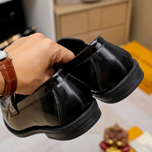 LV Shoes-95(5A+++++)