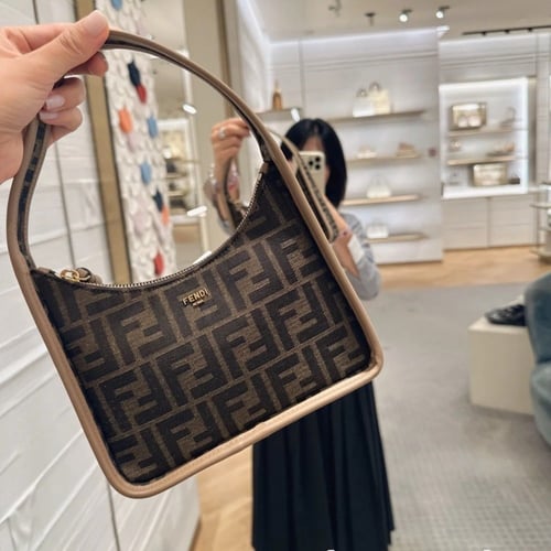 Fendi bag|20x12cm