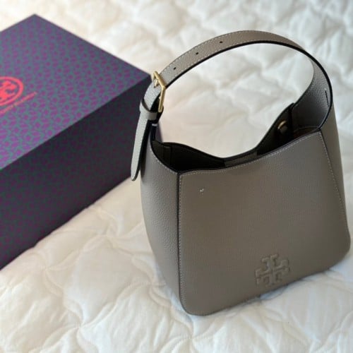 Toryburch44|24.5x17.5|Wbox