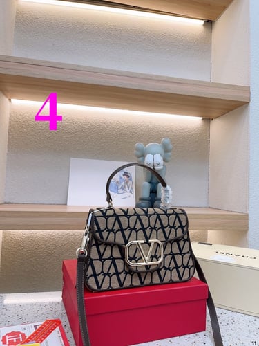 Valentino”26*16” W box