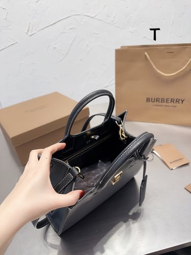 Burberry(37*21)WBOX