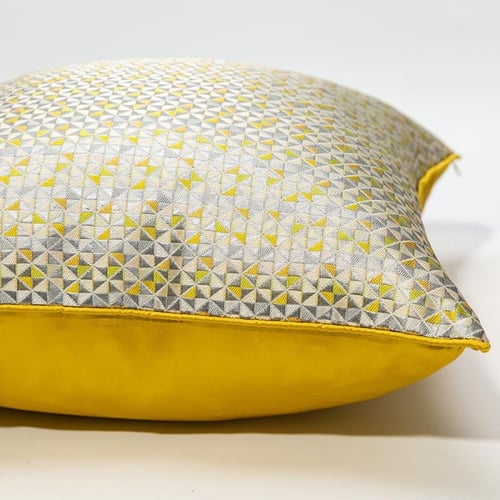  غلاف خدادية منقوشة بألوان الباستيل