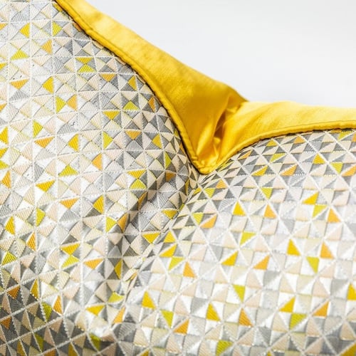  غلاف خدادية منقوشة بألوان الباستيل