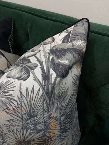 غلاف خدادية بنقوشات