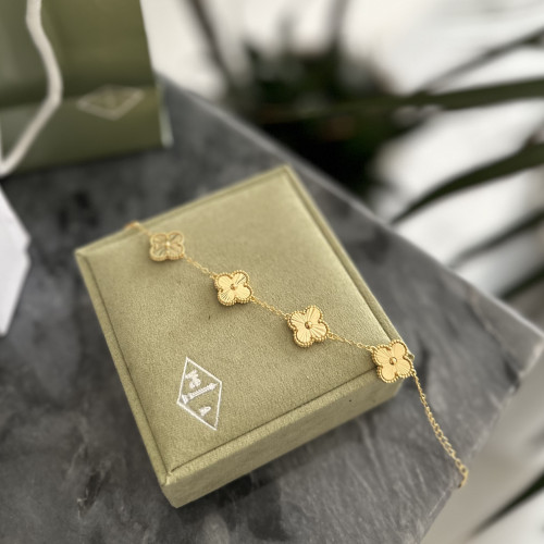 سوارة وردات ذهبي