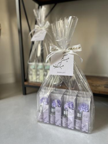 توزيعات العيد ١٢ فواحة | عبق