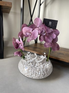 فازة ورد صناعي