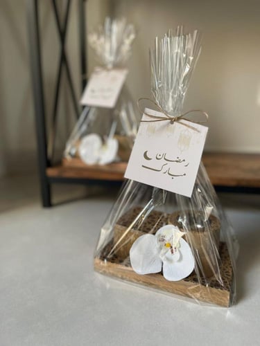 طقم مبخرة مع العود | عبق