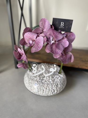 فازة ورد صناعي