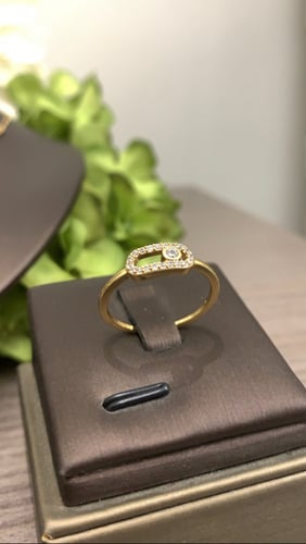 [177] لون ذهبي