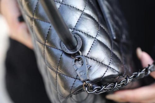 شانيل كوكو هاندل مقاس 23cm