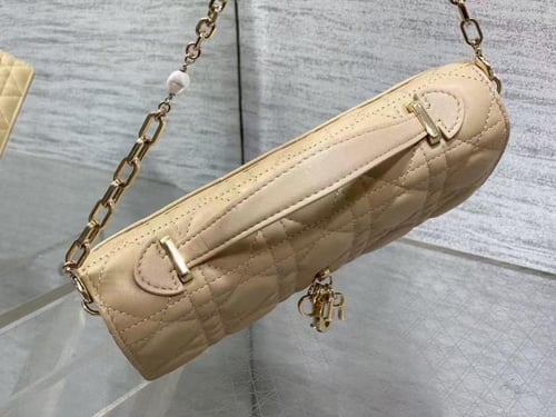 ديور ليدي كلاتش مقاس 21cm