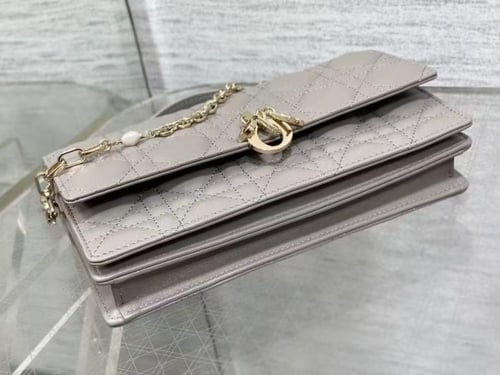 ديور ليدي كلاتش مقاس 21cm