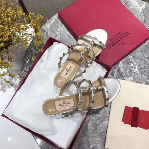 كعب فالنتينو