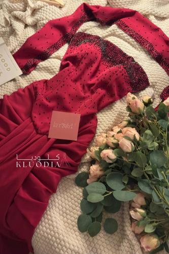 فستان مناسبات عنابي + شال منفصل