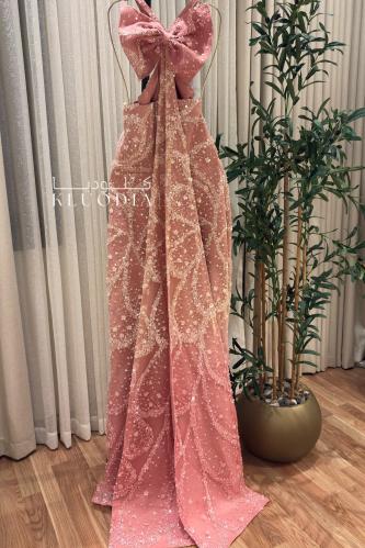فستان سهره مموج ب وشاح فيونكه من الخلف