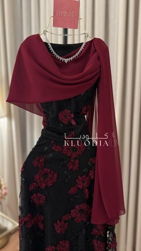 طقم مناسبات فخم مورد بقطعتين منفصله