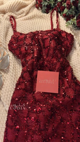 فستان سهره عودي لامع