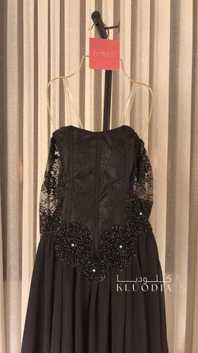 فستان دانتيل فخم