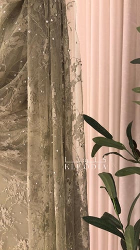 فستان مناسبات دانتيل فخم