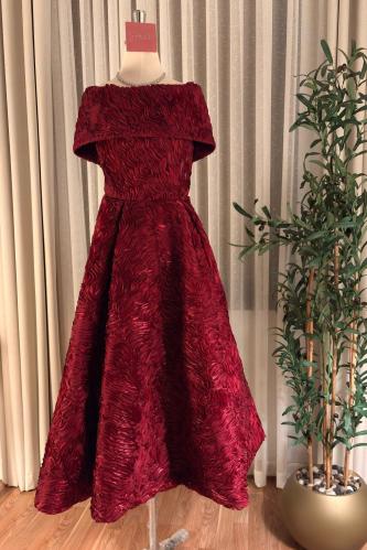 فستان مناسبات اوف شولدر فخم