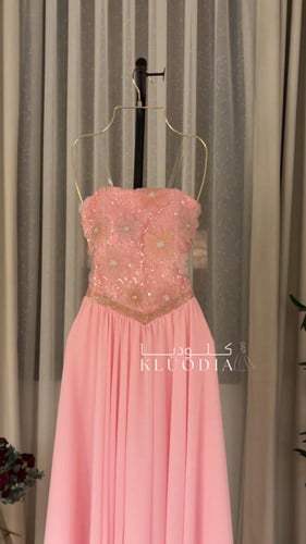 فستان مناسبات وردي+ شال منفصل