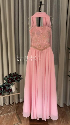 فستان مناسبات وردي+ شال منفصل