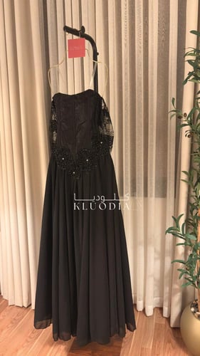 فستان دانتيل فخم