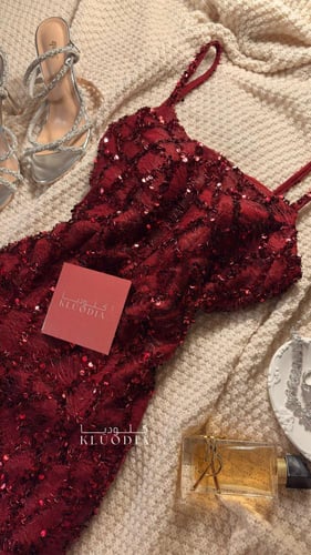 فستان سهره عودي لامع