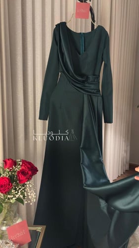 فستان مناسبات طويل ساتر