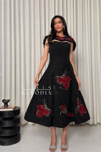 فستان اسود ميد بتدخيلة ورد