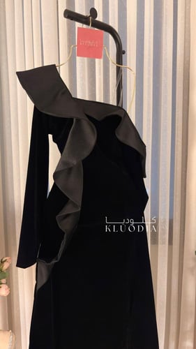 فستان شتوي مخمل ب اكمام