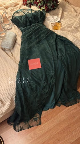 فستان مناسبات دانتيل انيق