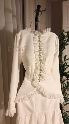 فستان ساتر ب أكمام + طبقات شيفون