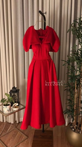 فستان عيد احمر بقطعه خارجيه ساتره