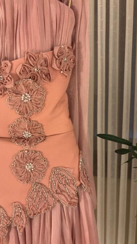 فستان مناسبات مورد ب شال منفصل